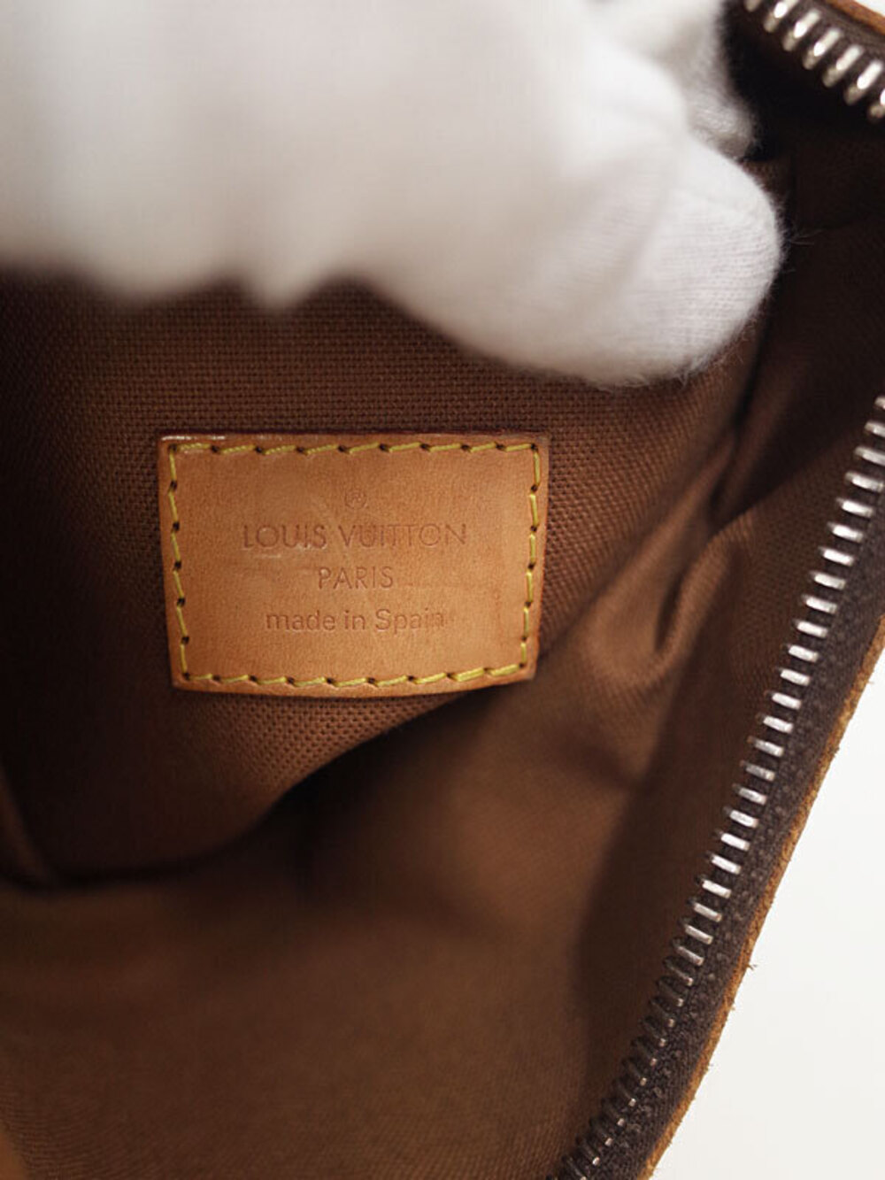 Louis Vuitton Monogram Odeon Shoulder Bag - Picture 9 of 9